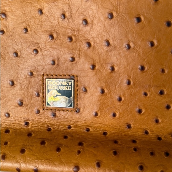 Rare Dooney and Burke ostrich Leather Shoulder Bag - Picture 2 of 4